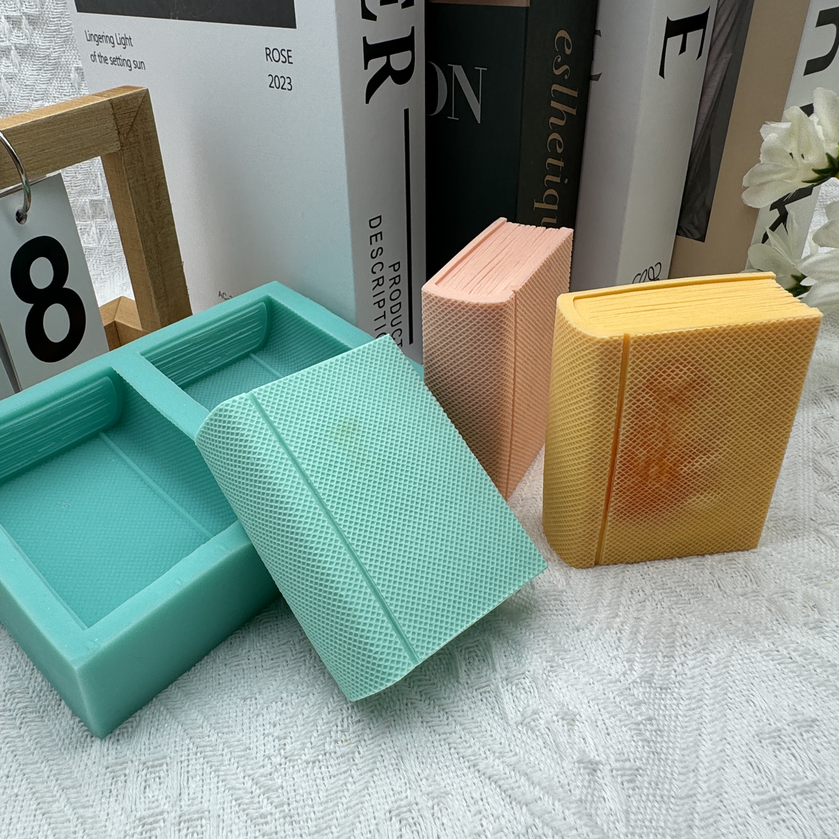 Two Book Silicone Soap Molds H - Soap Making Books บทวิจารณ์และราคา